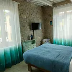 Inside The 4* Lucca