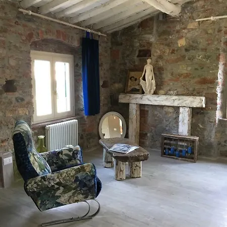 Inside The Lucca