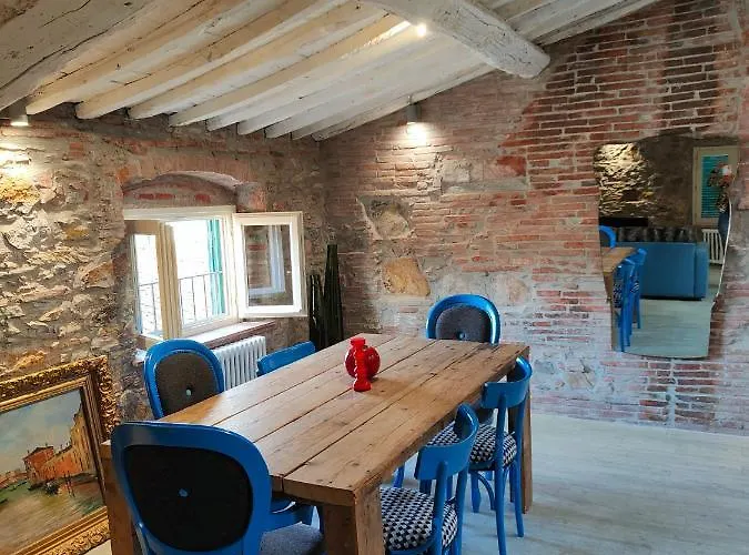 Inside The 게스트하우스 루카