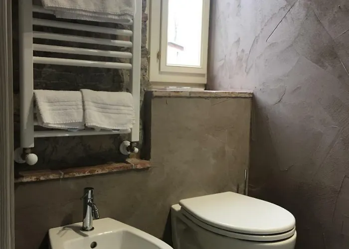 Inside The 게스트하우스 루카