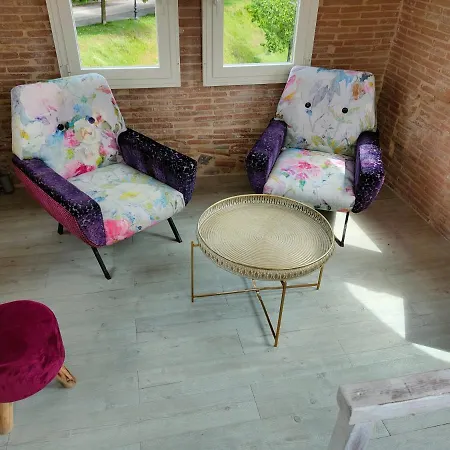 Inside The Pensjonat