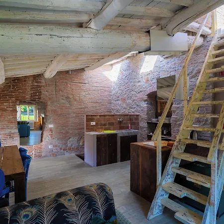 Inside The 4* Лукка