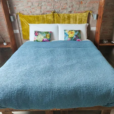 Inside The Guest house 3*